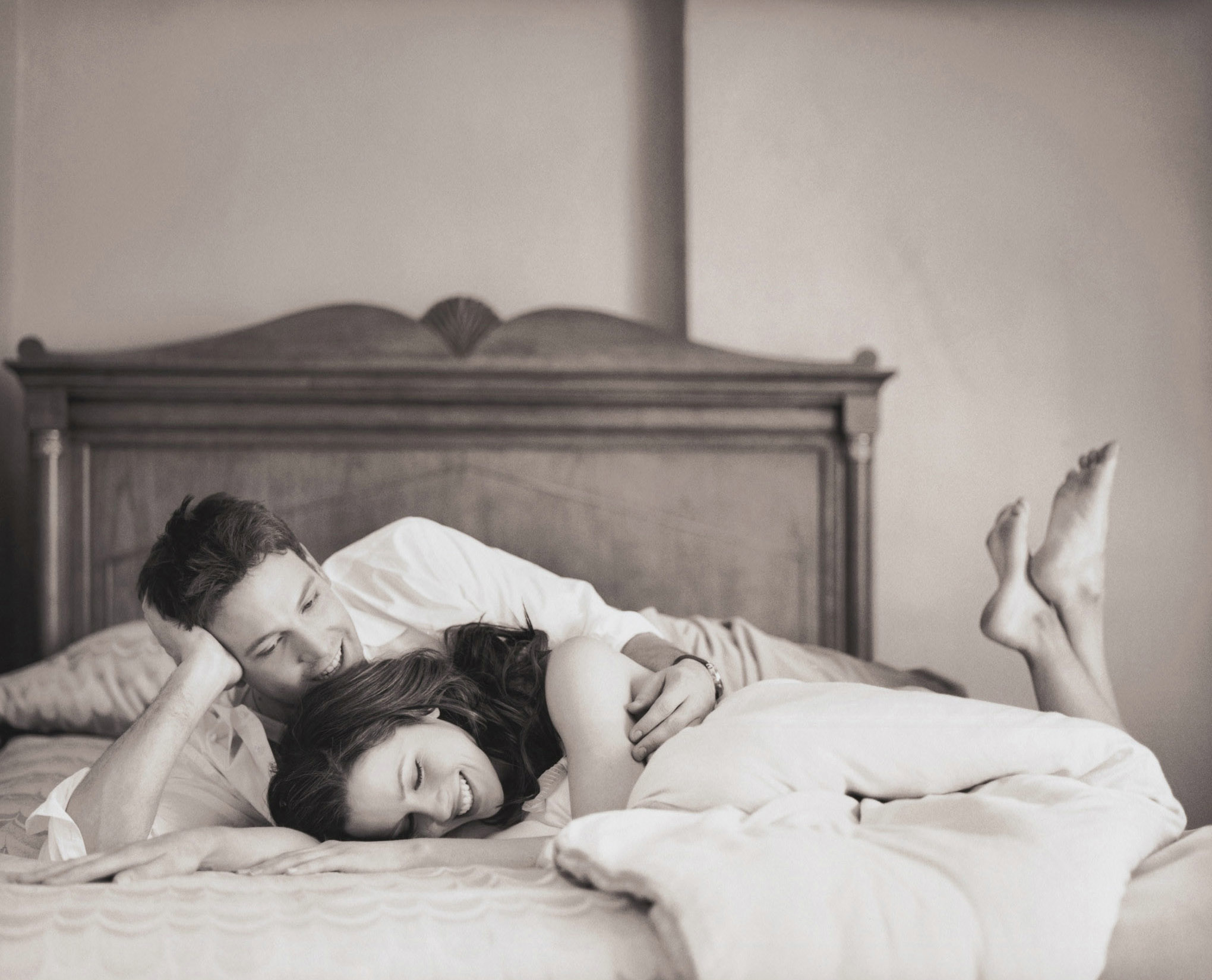 Разбудить спящую жену хуем в пизду будет дорого стоить для мужа