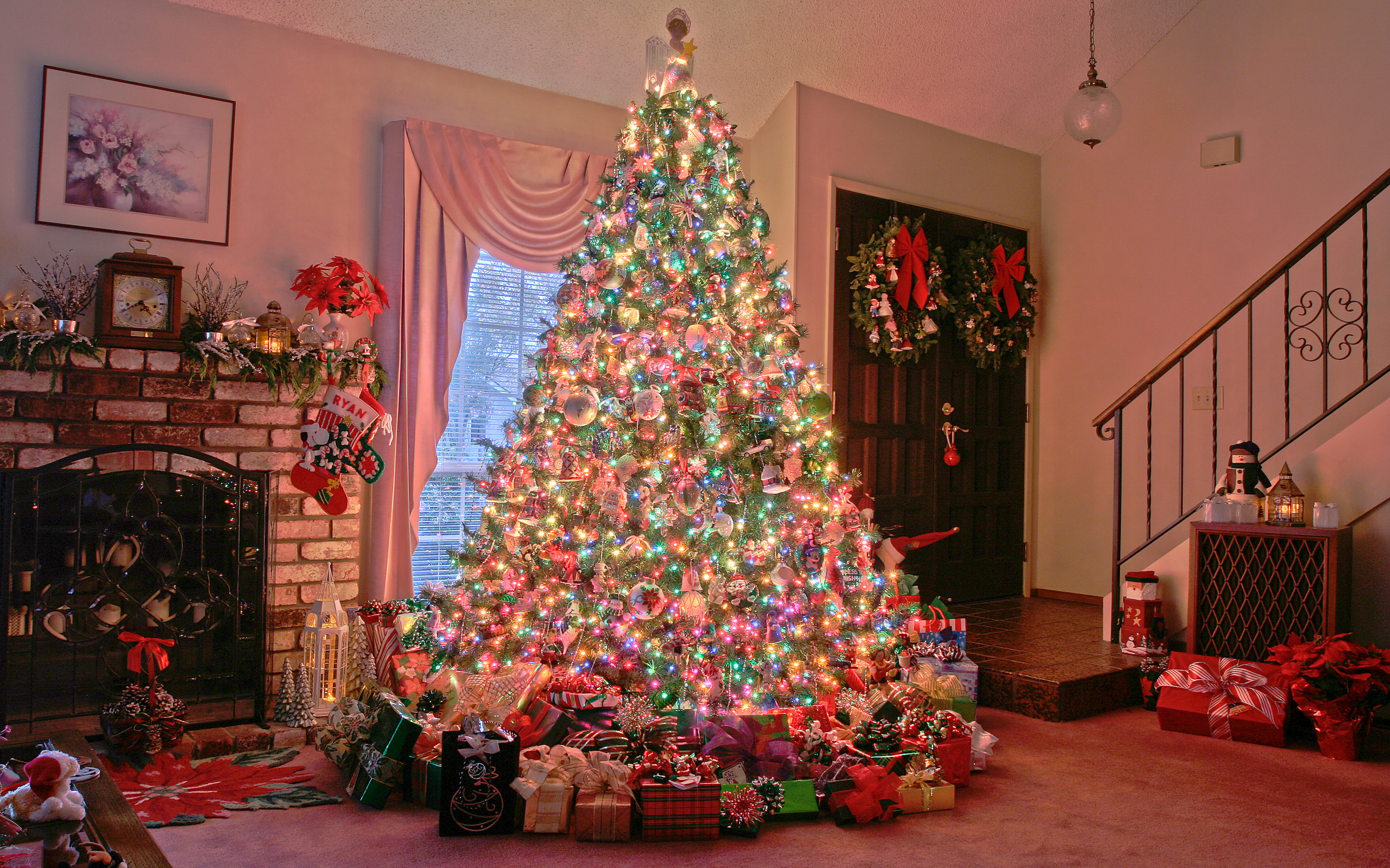 Bilder von Neujahr Tannenbaum Feiertage 2560x1600 Christbaum Weihnachtsbaum