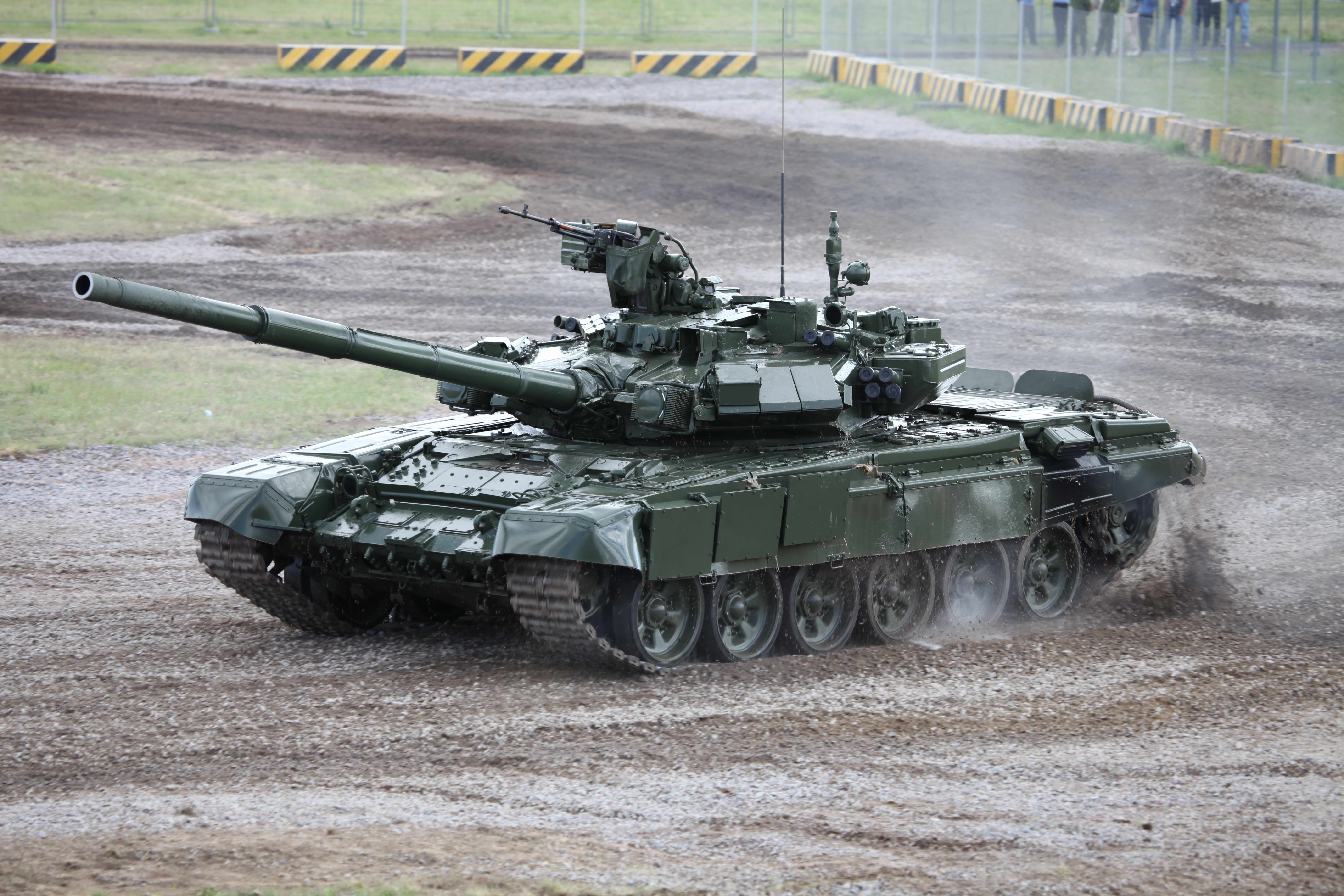 Bilder von Militär Panzer T-90 5616x3744 Heer