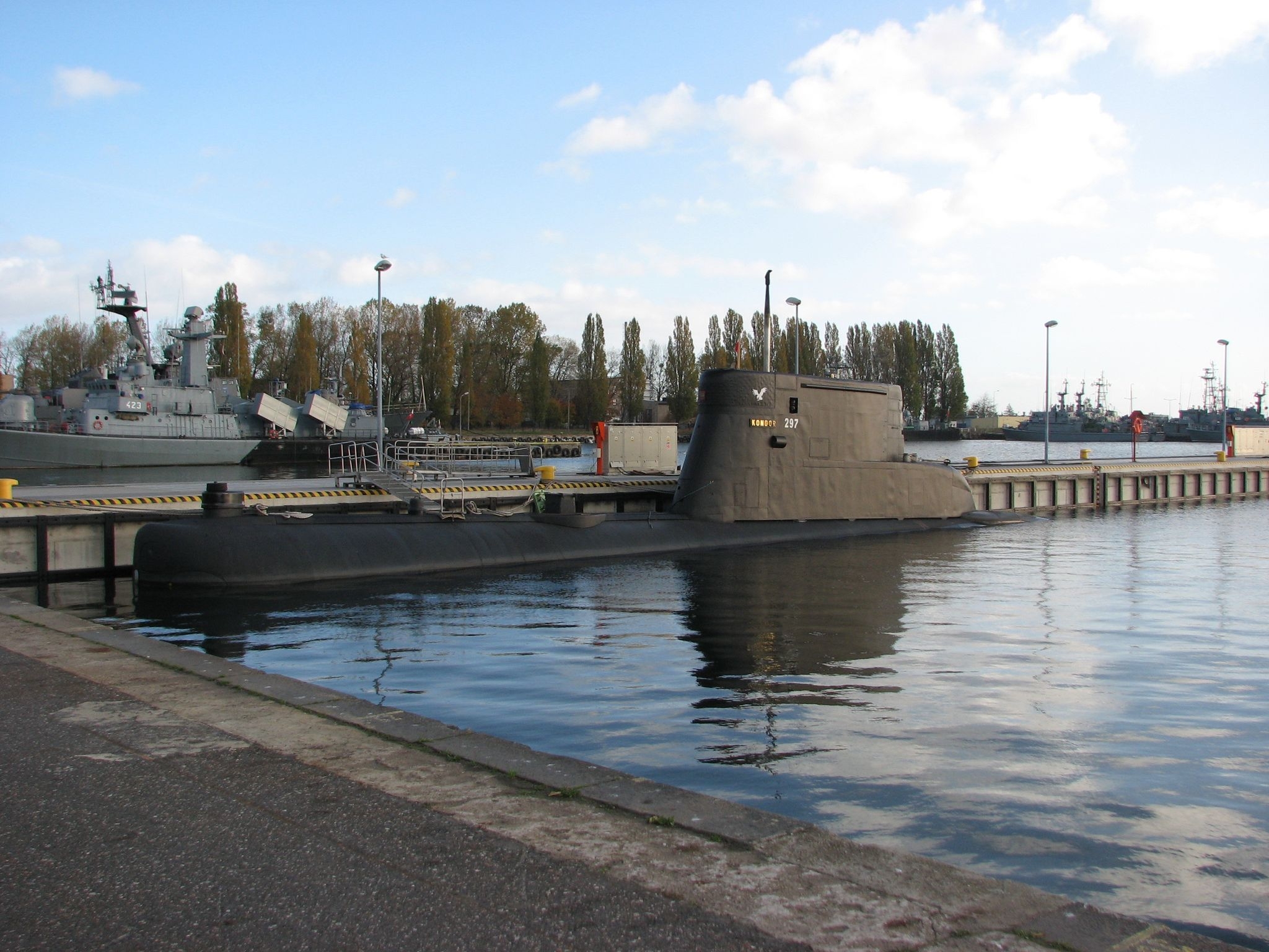 Картинки Подводные лодки Армия 2048x1536 военные