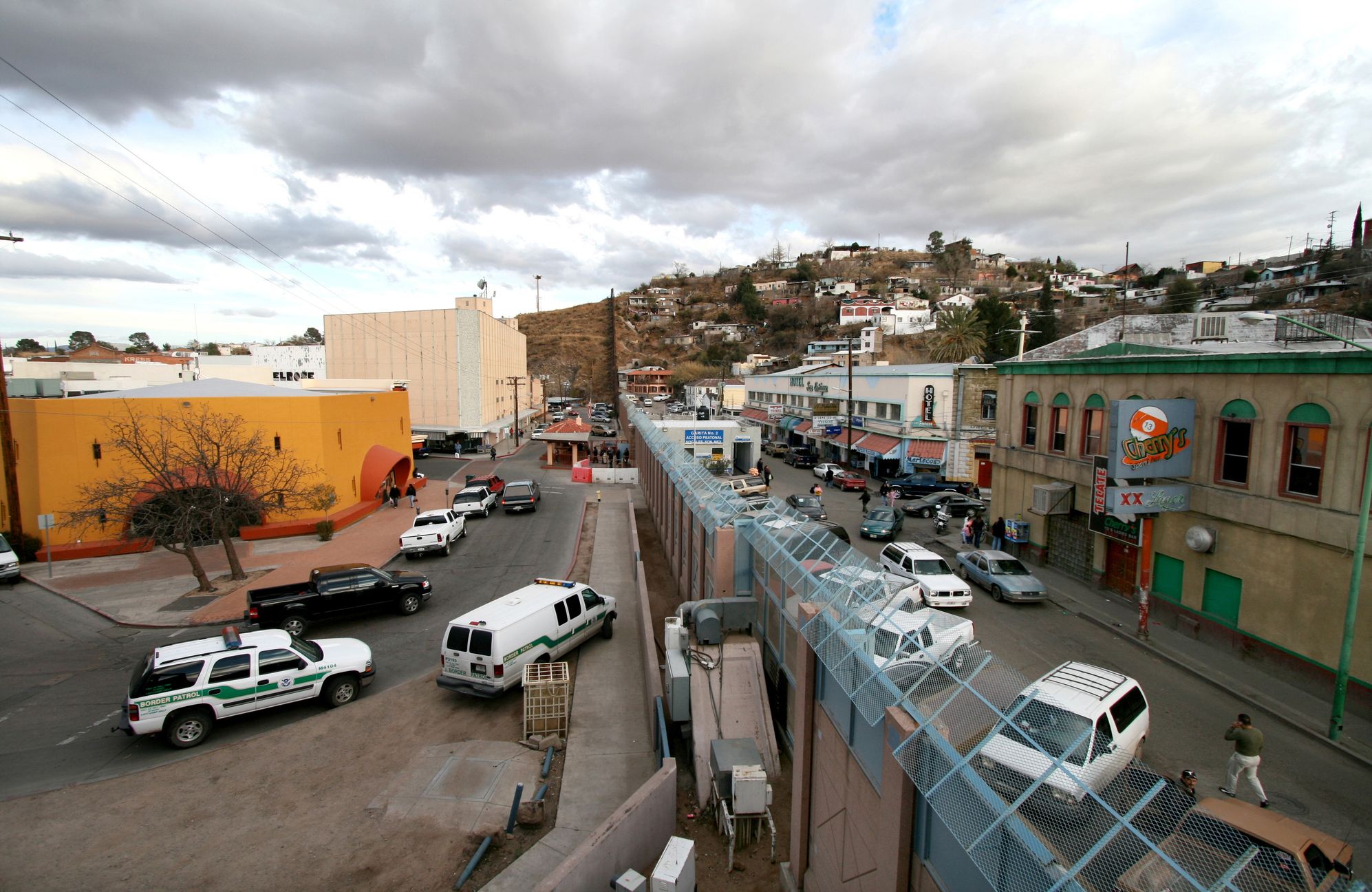 Картинки США Mexican American border Города 600x389 штаты америка город