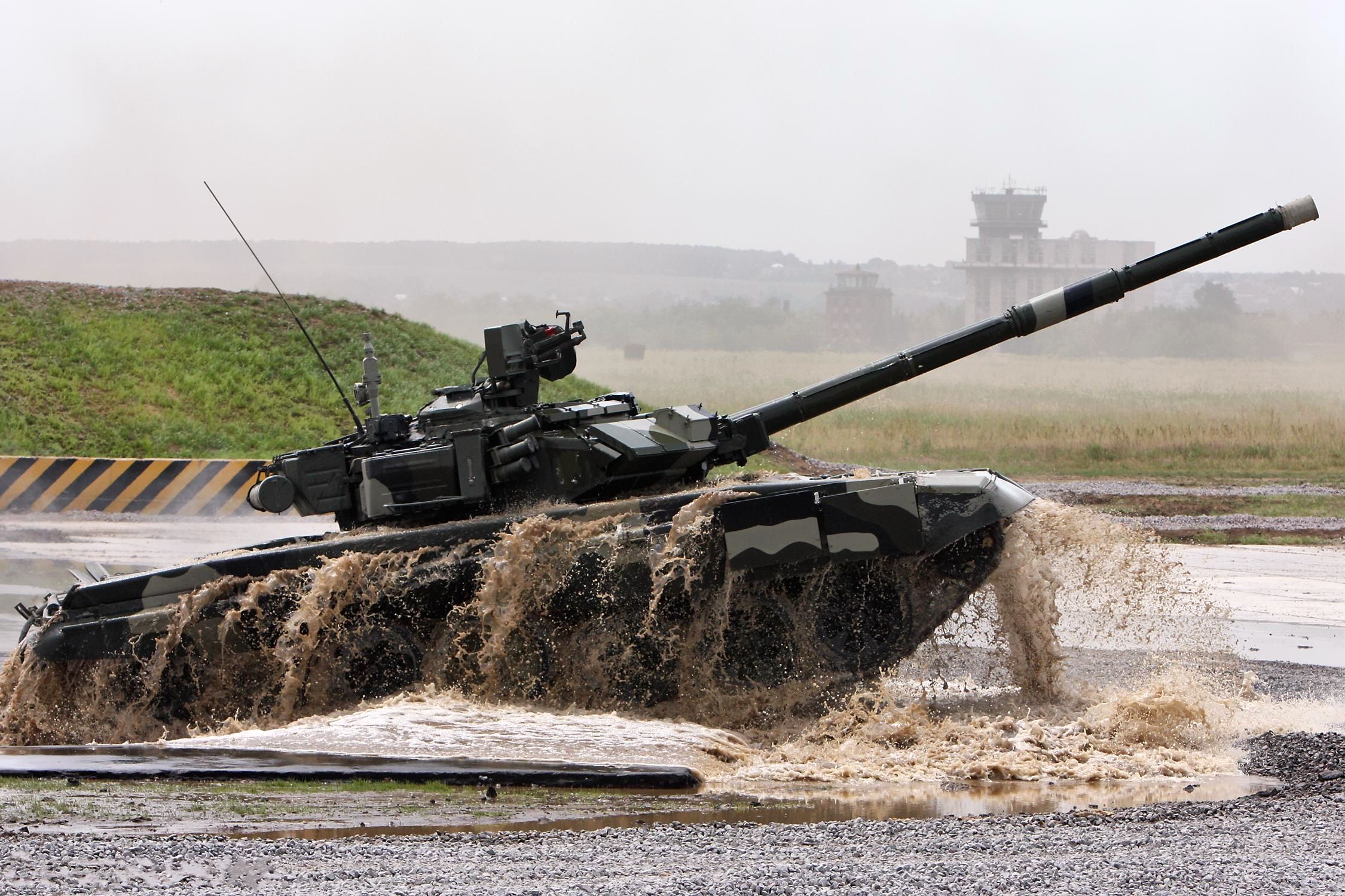 Sfondi del desktop Esercito Carri armati T-90 carro armato