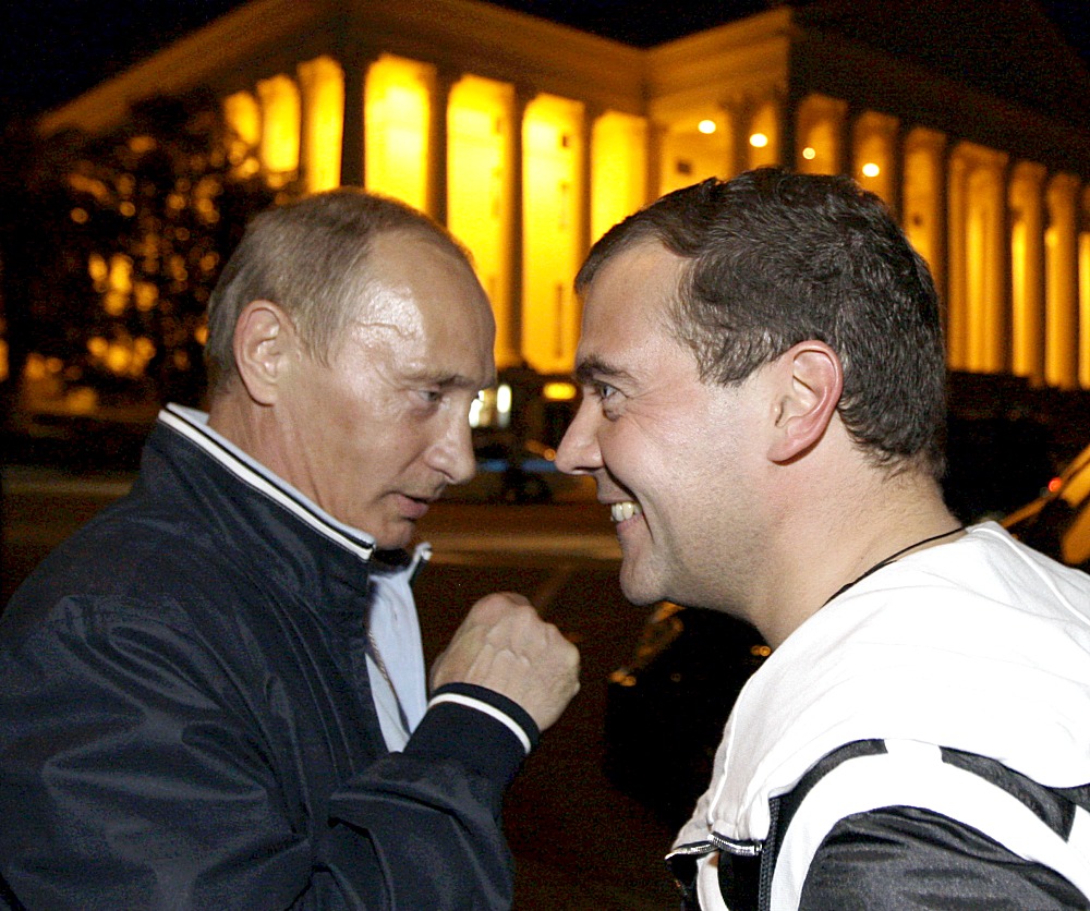 Обои для рабочего стола Владимир Путин Дмитрий Медведев Президент Знаменитости