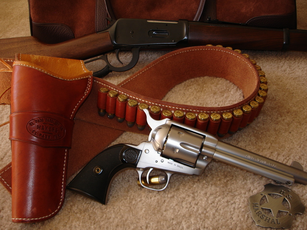 Immagine Pistole pistola a tamburo Esercito pistola Rivoltella