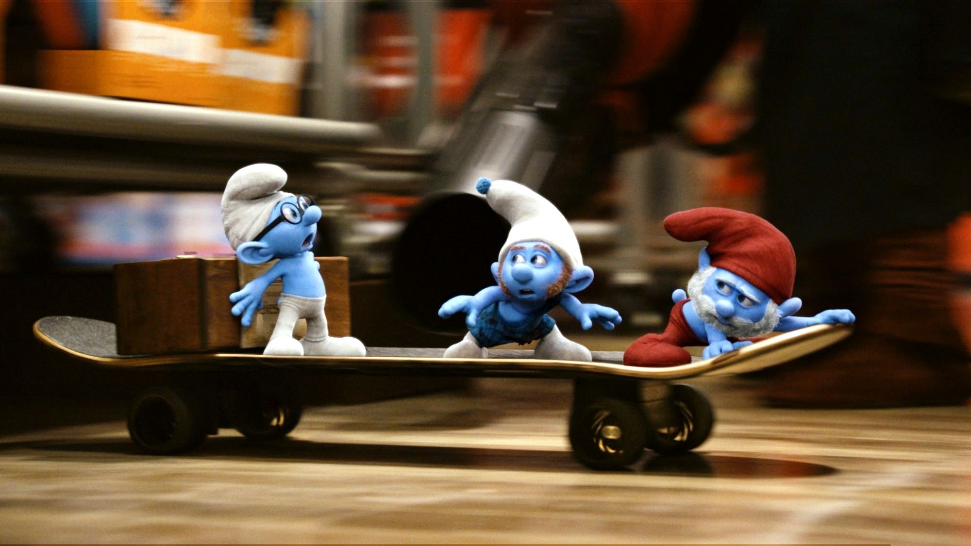 Image The Smurfs film Skateboard 600x337 Movies