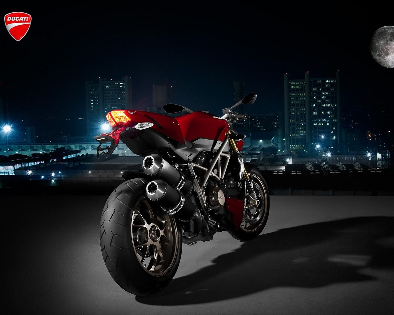Foto Ducati motocicletta Moto motocicli