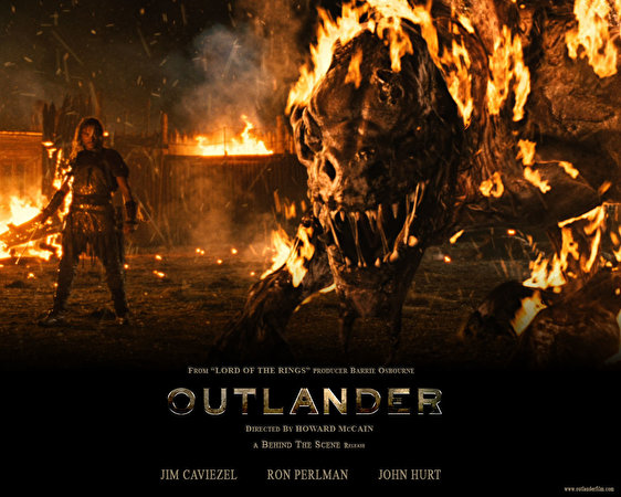562x450 Outlander (filme) Filme