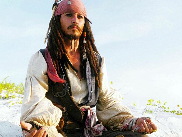 Tapety Piraci z Karaibów Piraci z Karaibów: Skrzynia umarlaka Johnny Depp Filmy 600x450 film