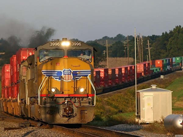 Foto Lokomotive Züge 600x450 Loks