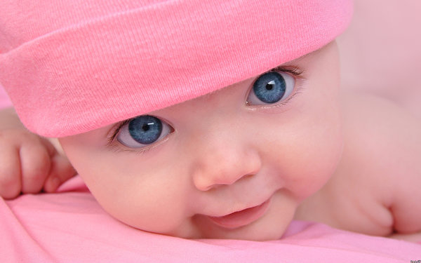 Immagini Il neonato Bambini Sguardo 600x375 Lattante bambino Colpo d'occhio