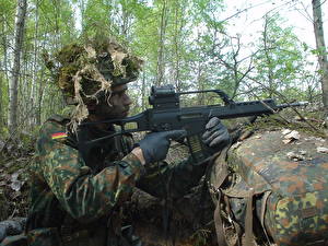 Fonds d'écran Soldat Casque militaire Allemandes Camouflage Armée