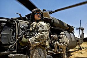 Bureaubladachtergronden Soldaat Paratrooper Militair