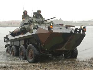 Bureaubladachtergronden Militaire voertuigen Gepantserde drager Militair