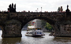 Image Czech Republic Prague Charles Bridge Riverboat