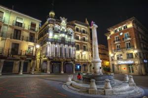 Sfondi desktop Spagna Edificio Via della città Notte HDR Marciapiede Teruel Aragon Città